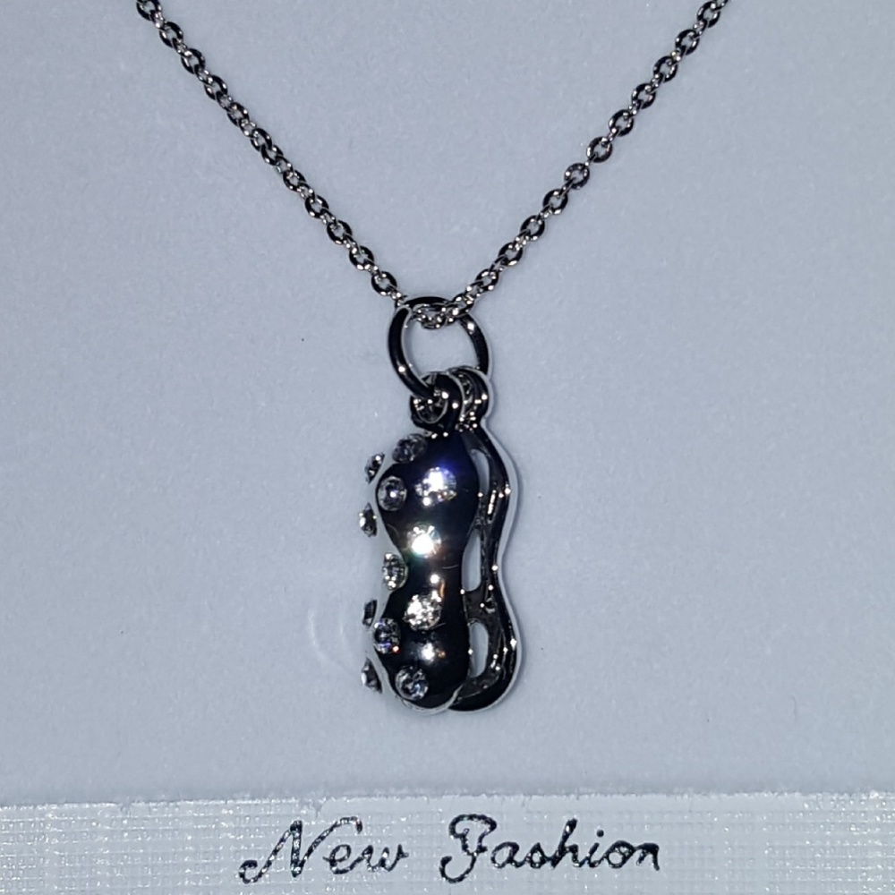 Peanut Necklace